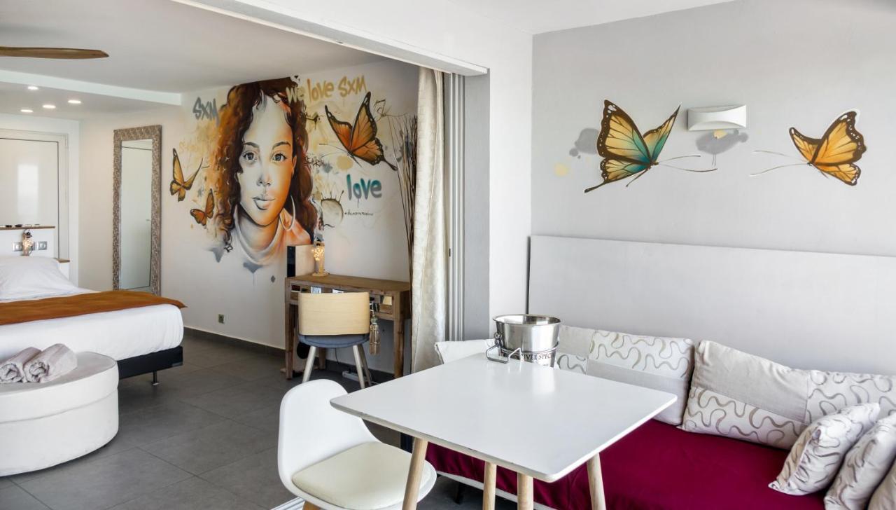 גרנד קז Official Page "Residence Bleu Marine" - Sea View Apartments & Studios - Saint-Martin French Side מראה חיצוני תמונה