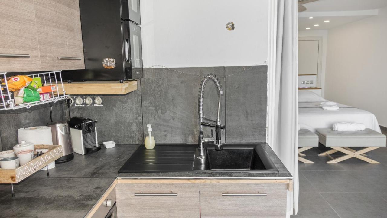 גרנד קז Official Page "Residence Bleu Marine" - Sea View Apartments & Studios - Saint-Martin French Side מראה חיצוני תמונה